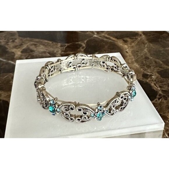 Aquamarine Green Faux Crystals Stretchy Bangle Silver Toned  Bracelet - Picture 1 of 7